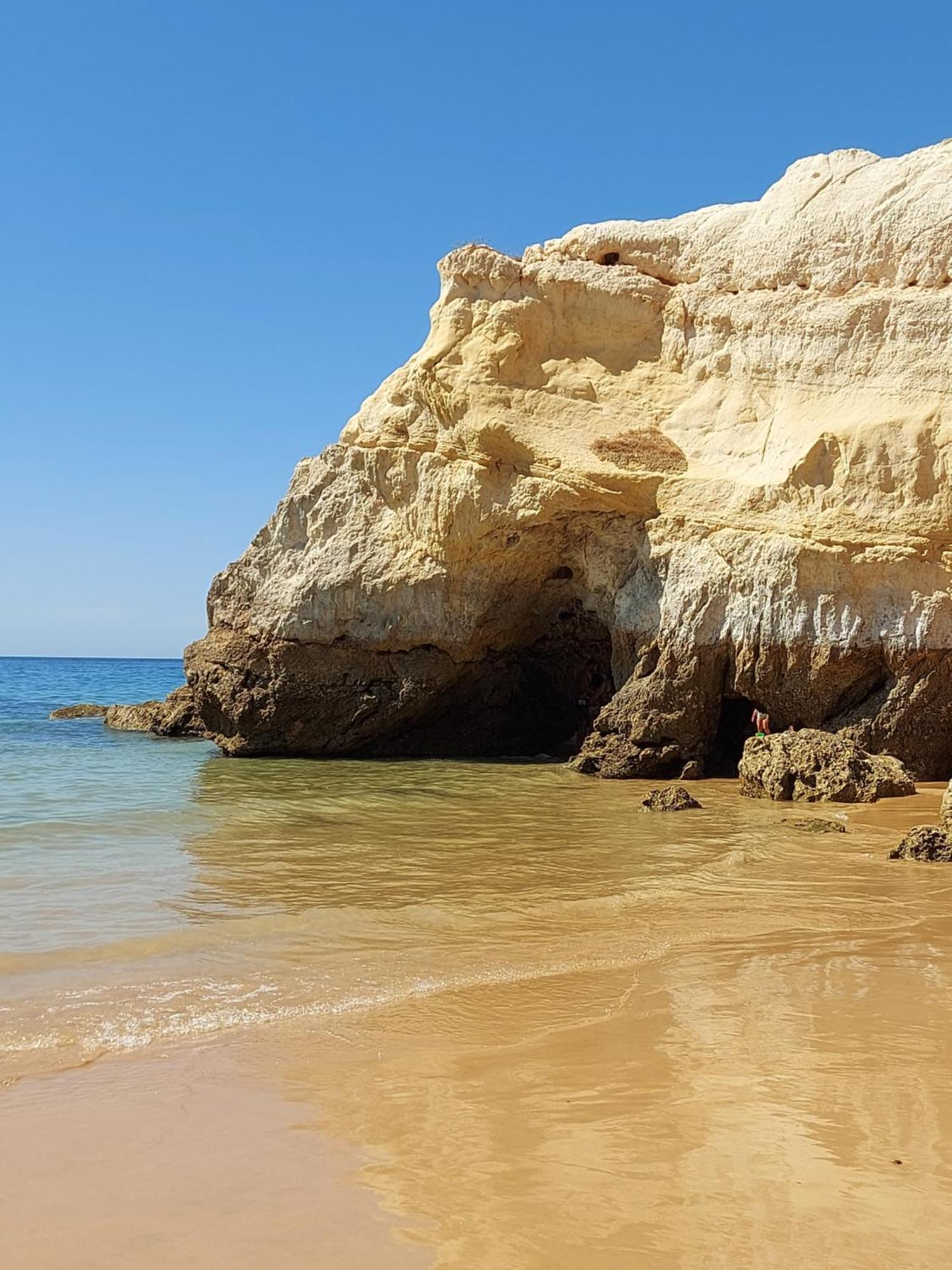 Front Beach Apartment Portimão Dış mekan fotoğraf