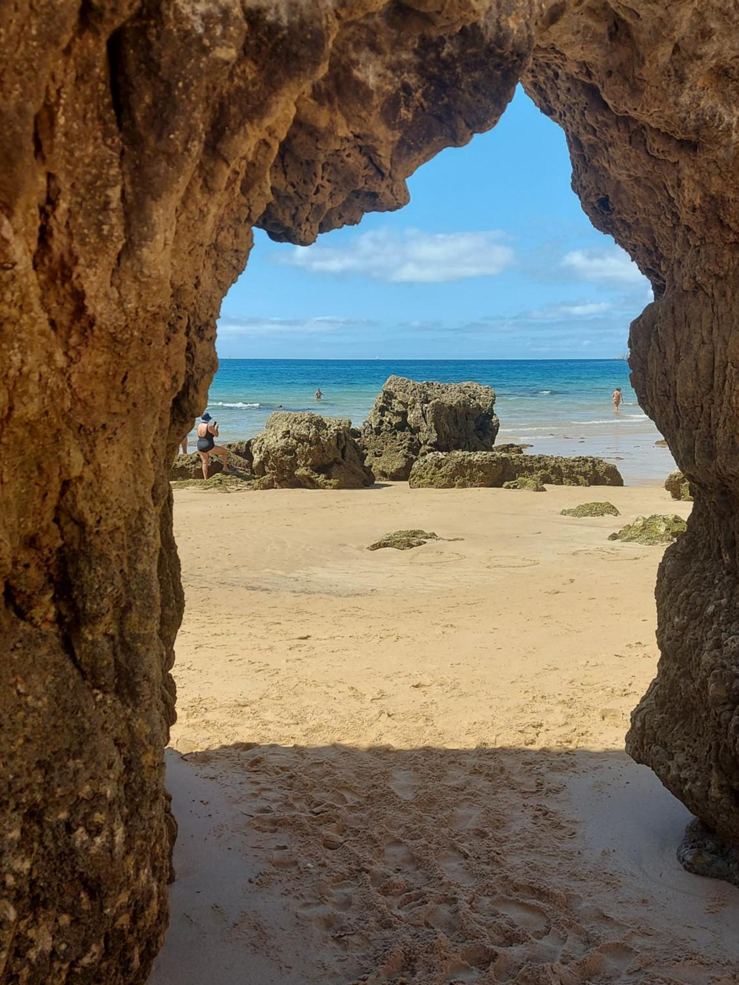 Front Beach Apartment Portimão Dış mekan fotoğraf